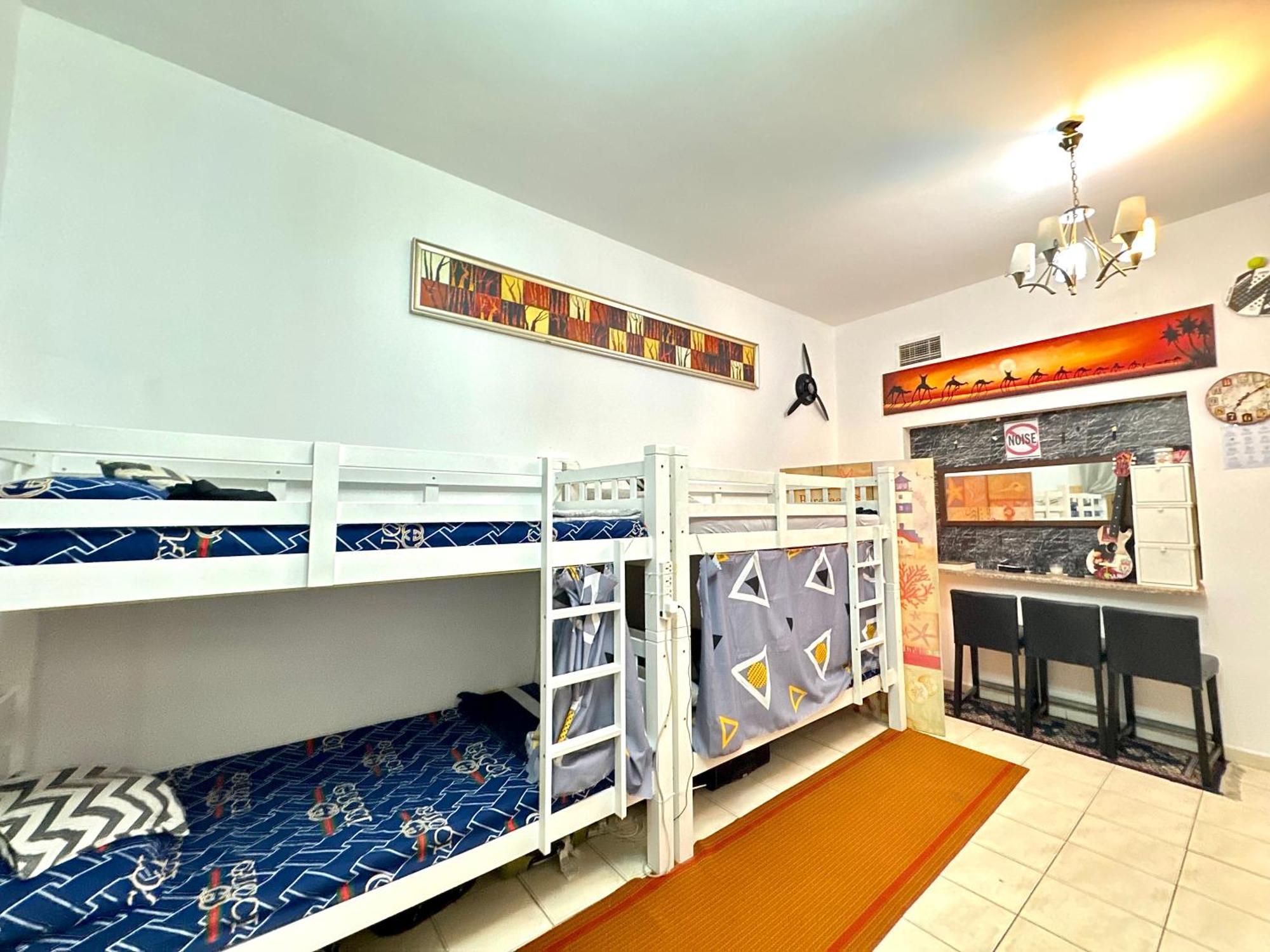 Dubai Backpackers Hostel Exterior photo